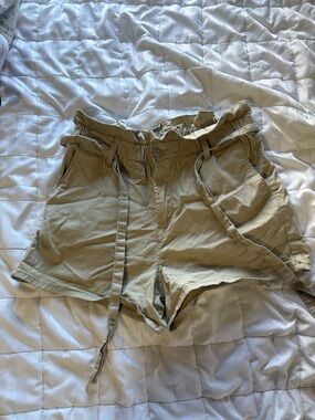 Kensie High-Waist Paperbag Shorts in Khaki